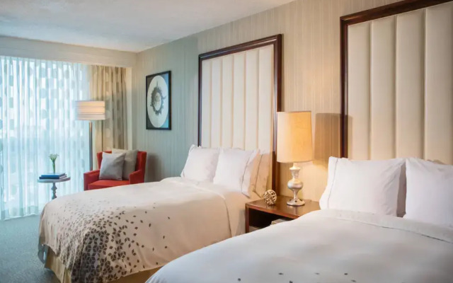 Renaissance Newark Airport Hotel