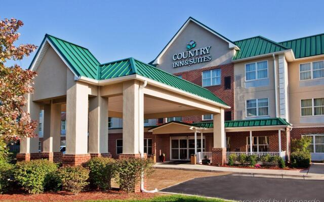 Country Inn & Suites by Radisson, Camp Springs (Andrews Air Force Base), MD