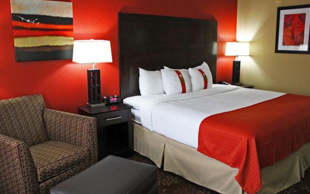 Holiday Inn Charlotte University Executive Park, an IHG Hotel