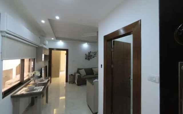 Amazing one Bedroom Apartment in Amman,Elwebdah 1