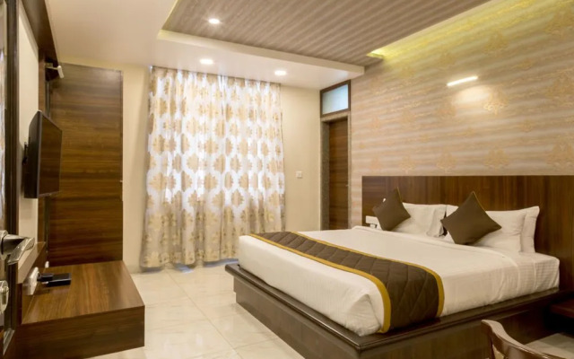 OYO 9249 JK Residency