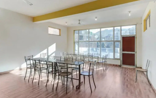 Twilight Guest House By OYO Rooms