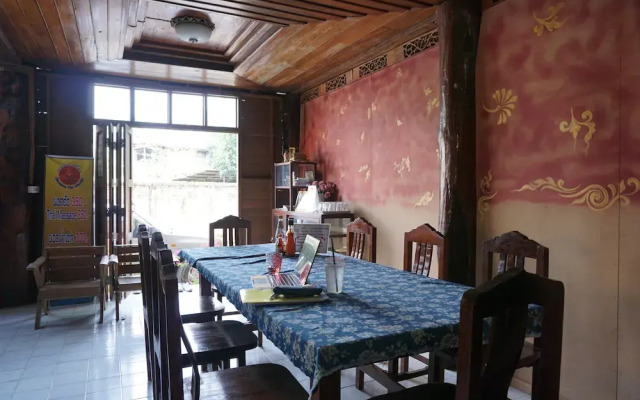 Chatawan Homestay - Hostel