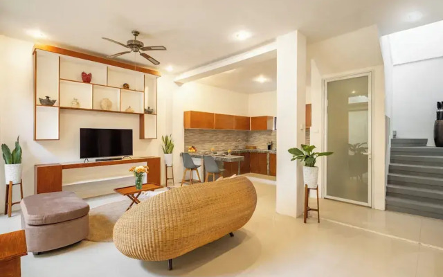 The Seven Residence