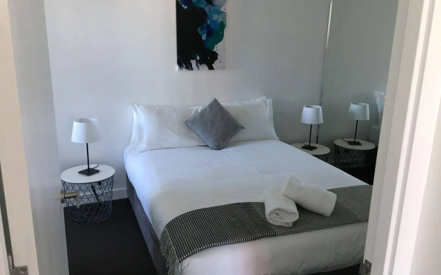 Apartments Melbourne Domain - New Quay Docklands