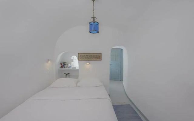 Nano Oia Villas