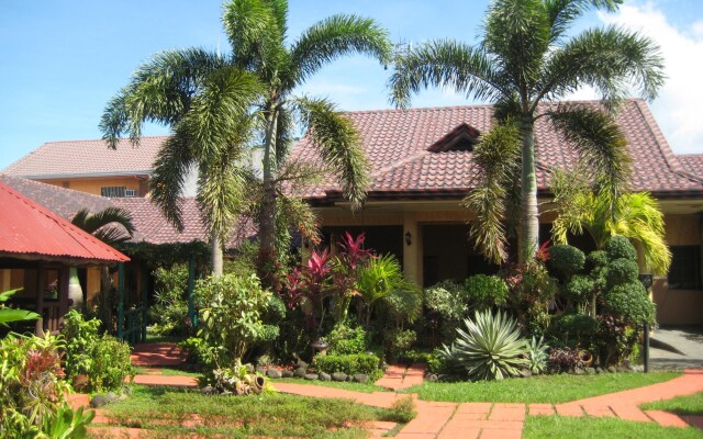 G&E Garden Pavilion and La Verandah