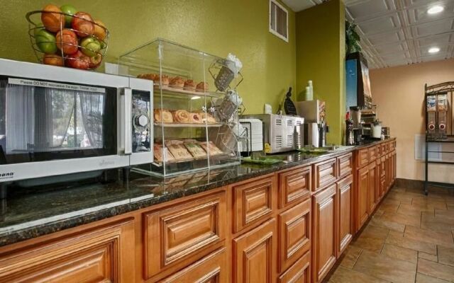 Baymont Inn & Suites Goodlettsville