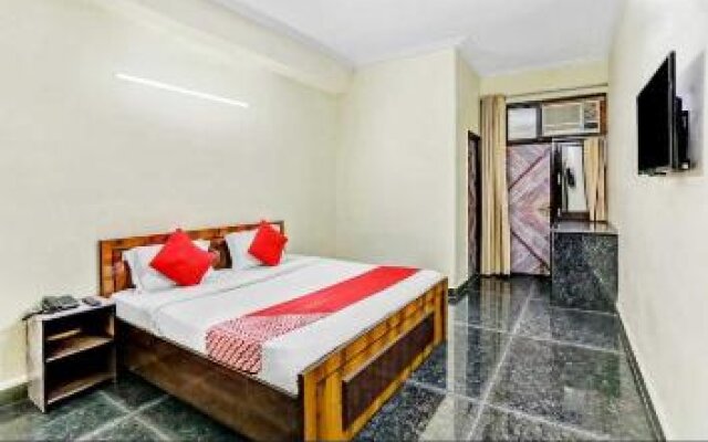OYO 90686 Dream Residency, Shiv Vihar, Sector 28 Rohini