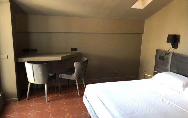 Garibaldi Suites