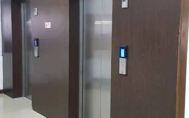V Apartment