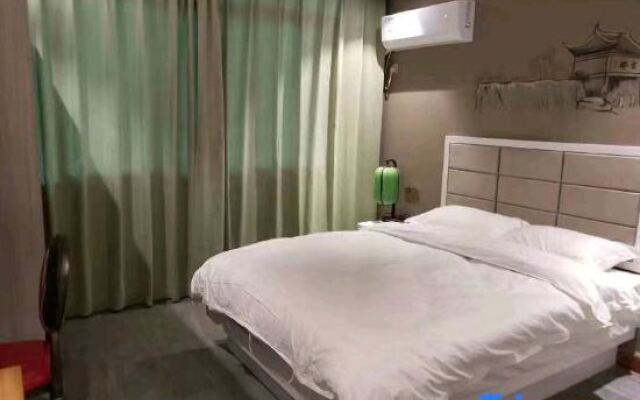 Yichunhui Hot Spring Health Hotel