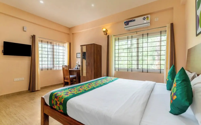 Treebo Arabica Valley-Coffee Plantation Retreat
