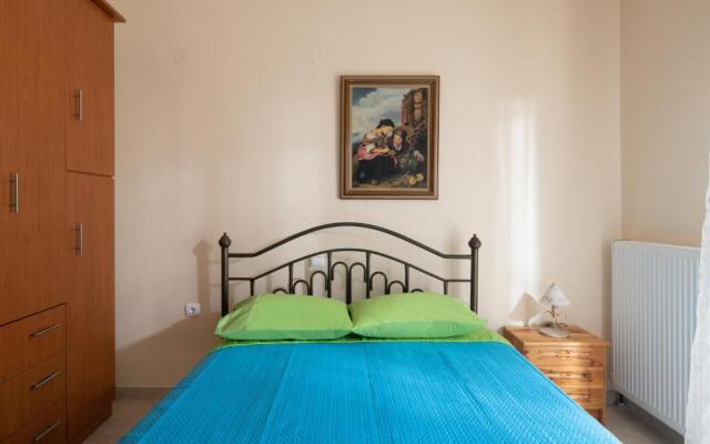 Thomai's apartment