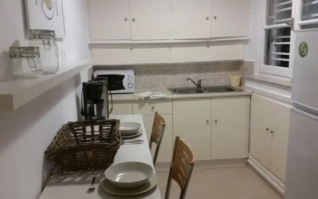 Erra - Beige - Athens Center,100m²,3 BD,2 BATH