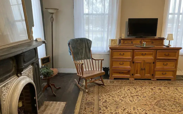 Historic McDonald Airbnb