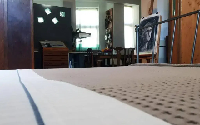 Unique - Spacious Studio with rooftop / Thissio