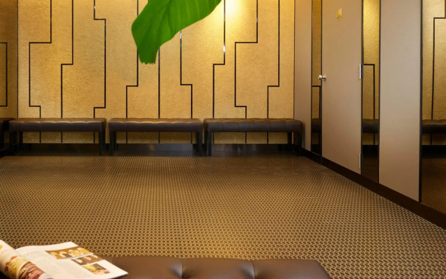 Hotel 81 Gold
