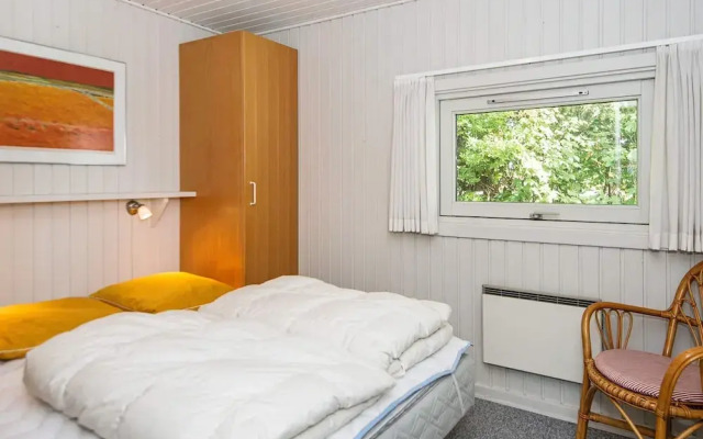 6 Person Holiday Home in Bjert