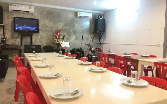 Ban Suan Kru Kob