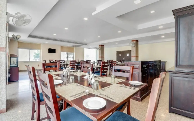 Capital O 48521 Hotel Bhanwar Singh Palace