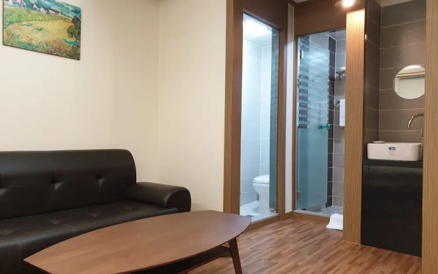 Okpo Business Hotel