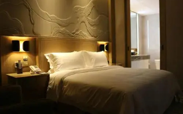 Xintiandi Jianguo Hotel