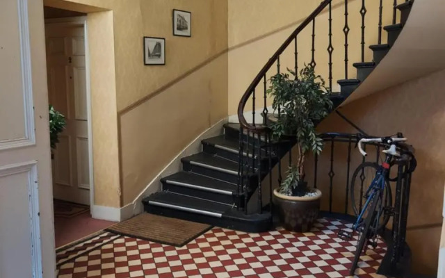 Sunshine On Leith Apartment