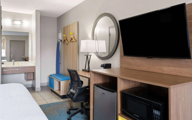 Days Inn by Wyndham Ardmore