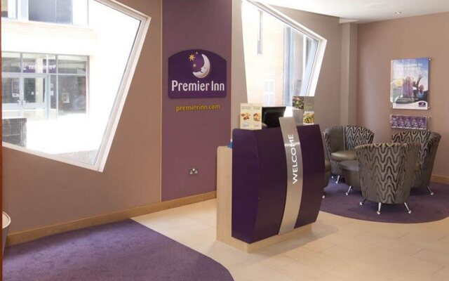 Premier Inn Manchester Bury