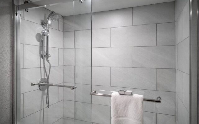 Delta Hotels by Marriott Huntington Downtown