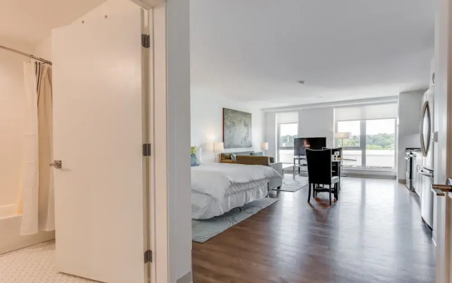 Global Luxury Suites at Longwood Medical Area