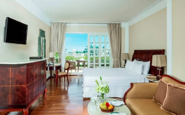 Sunrise Nha Trang Beach Hotel & Spa
