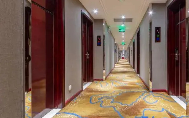 Pengke Deluxe Collection Boutique Hotel Baogang Branch