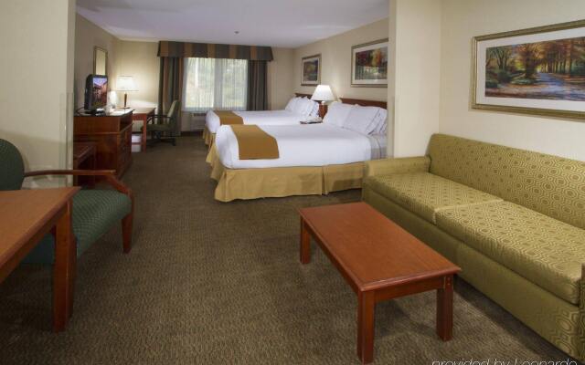 Best Western Valencia/Six Flags Inn & Suites