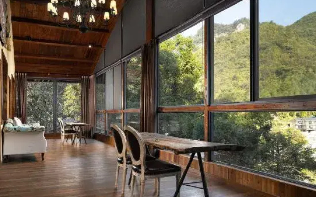 Zuoyun B&B