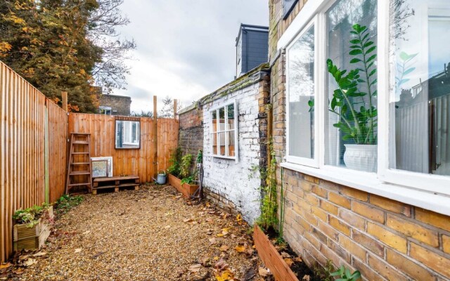 Bright Tranquil 1 Bed Flat in Peckham