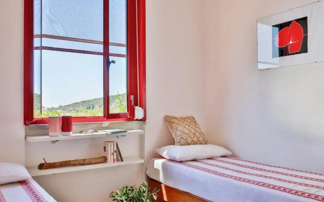 Residence with private beach in Talamone