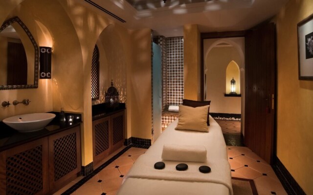 Apartment With 2 Bedrooms in Benahavís, With Wonderful Mountain View,