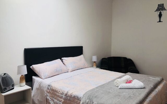 Airport Royal Guest House