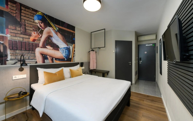 SleepinRoomz Boutique Hotel