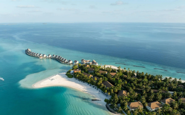 SAii Lagoon Maldives, Curio Collection by Hilton