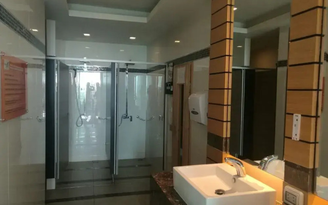 Wong Amat Tower - 65 Sqm 1 Br Suite