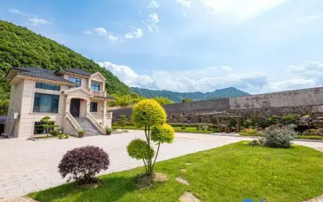 Tonglu Free Qingjing Homestay