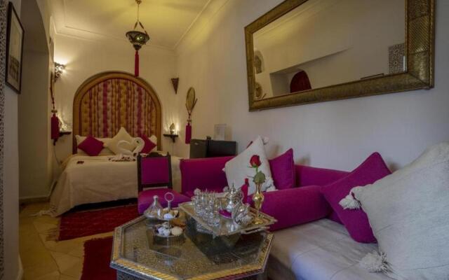 Room in BB - Riad Anabel - Rose Suite