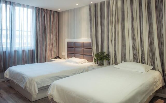 Deqing Milan Fashion Hotel