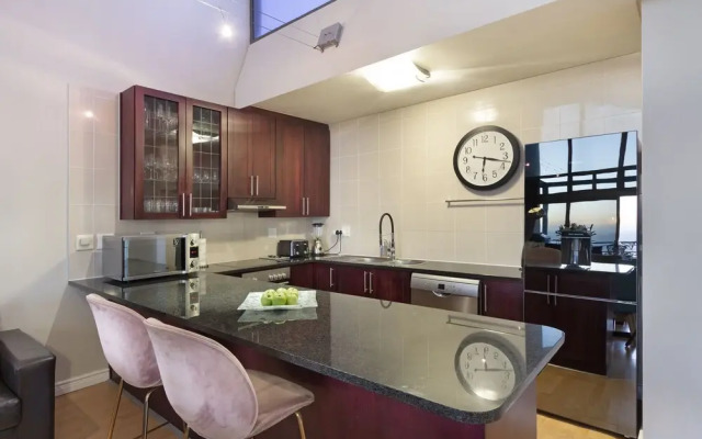 Penthouse F23 Seaside Village
