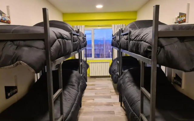Hostel Titan