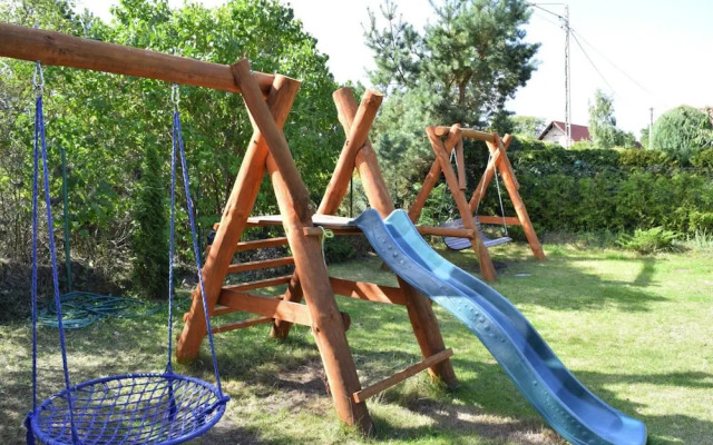 Cozy Holiday Home, Junoszyno