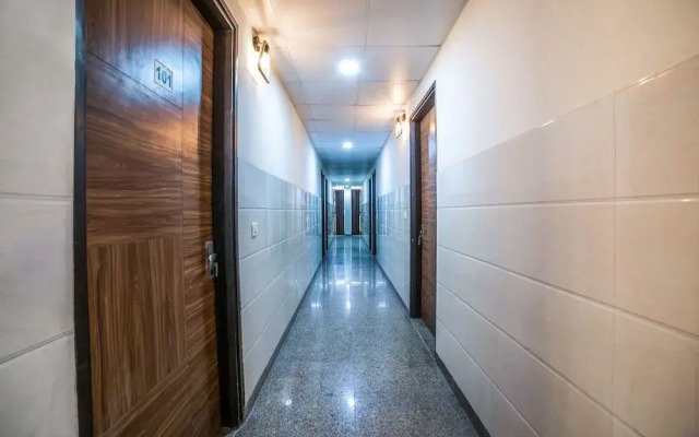 Oyo 14388 Uk Residency